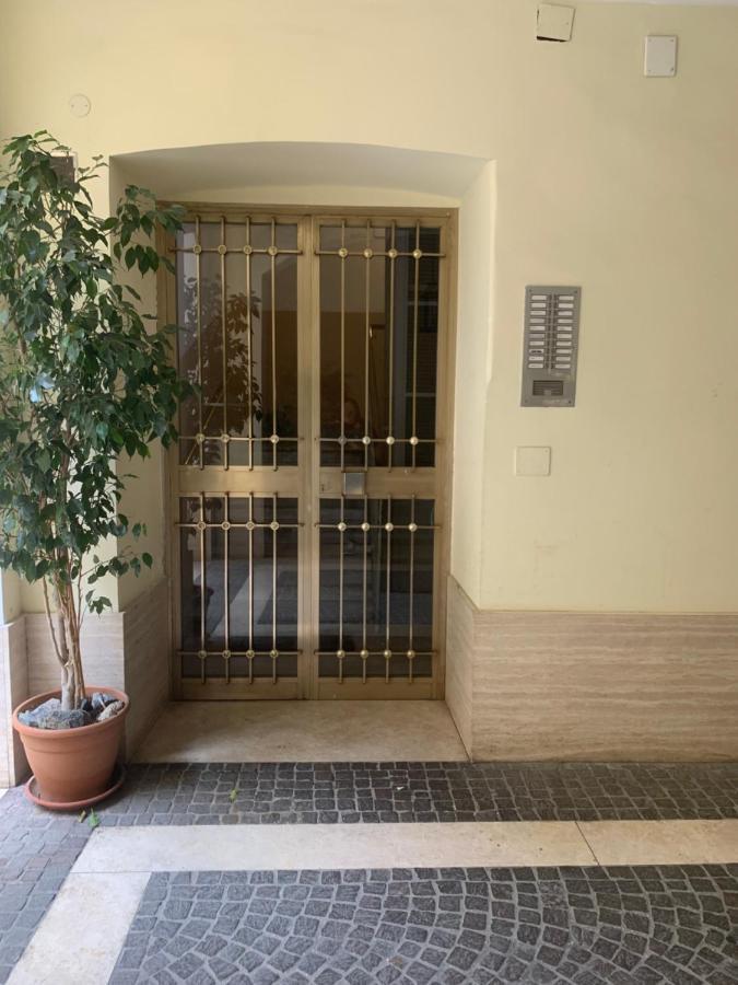 Vatican Rooms Metro Ottaviano روما المظهر الخارجي الصورة